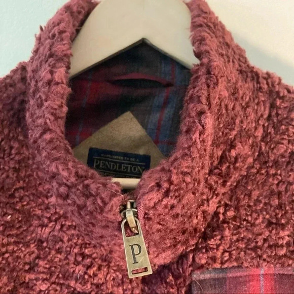 Pendleton Women's Fuzzy Jacket in Deep Burgundy - Picture 3 of 6